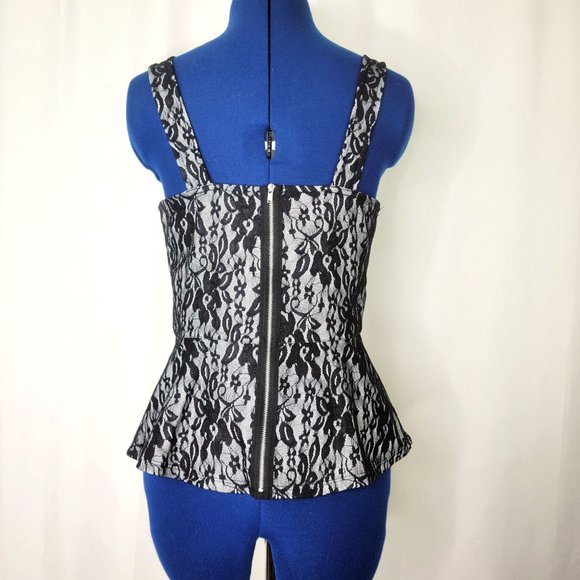 Express Black White Embroidered Floral Mesh Peplum Blouse Top NWT - Picture 3 of 6